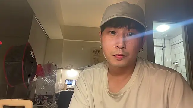 Snapshot of ajixxxxxxxx chatting on 10/15/25, 07:19 ajixxxxxxxx online show from 10/15/25, 07:19