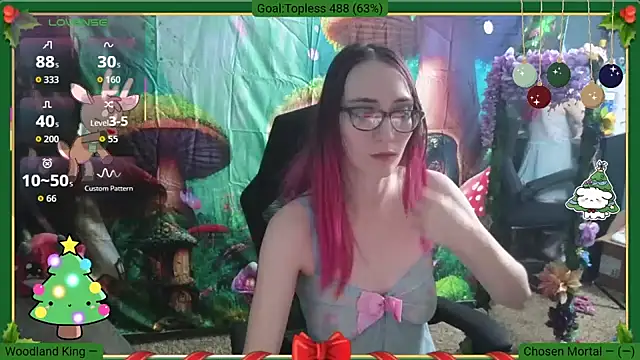 Snapshot of Fae_Moon chatting on 11/14/25, 01:15 Fae Moon online show from 11/14/25, 01:15