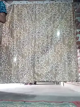 Rajni chauhan online show from 11/20/25, 08:47