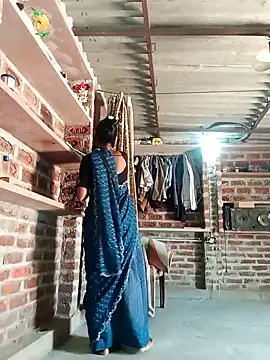 Snapshot of Rajni_chauhan chatting on 03/04/26, 07:25 Rajni chauhan online show from 03/04/26, 07:25