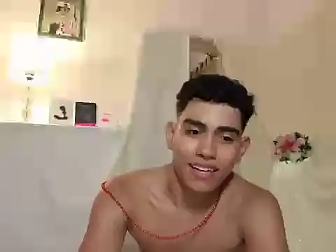 Yamilk101 online show from 10/26/25, 03:23