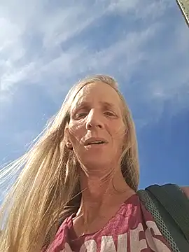 Snapshot of Cheryl_F chatting on 04/29/26, 03:16 Cheryl F online show from 04/29/26, 03:16