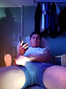 Penelargo1233r online show from 10/27/25, 09:08