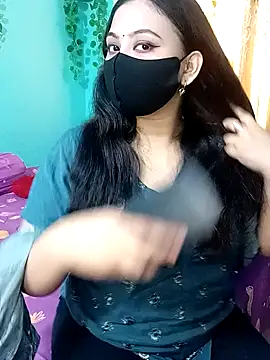 Snapshot of Porimoni22 chatting on 05/05/26, 11:18 Porimoni22 online show from 05/05/26, 11:18