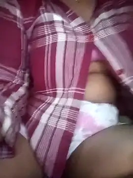 Snapshot of mallugrl_indian chatting on 11/25/25, 01:55 mallugrl indian online show from 11/25/25, 01:55