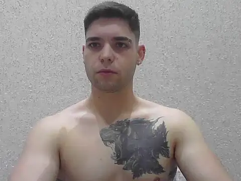 Zure-xxx online show from 03/06/26, 09:33