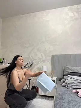 Snapshot of ChloeBrut chatting on 05/14/26, 11:55 ChloeBrut online show from 05/14/26, 11:55
