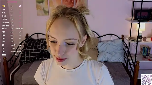 Snapshot of Grace_Glend chatting on 04/25/26, 10:07 Grace Glend online show from 04/25/26, 10:07