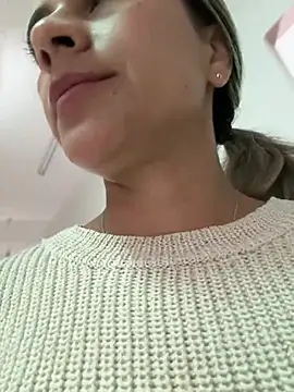 valentina herrrera online show from 04/09/26, 03:06