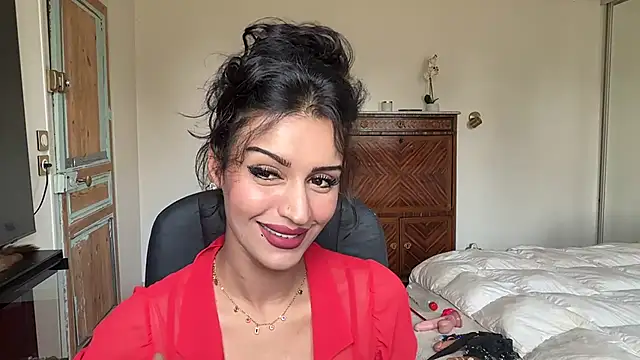 Lailawick online show from 07/15/26, 05:07