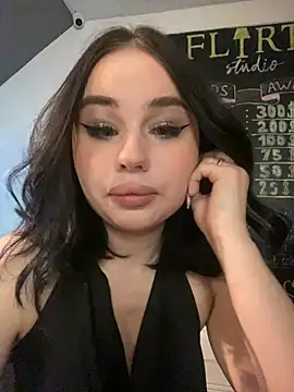 AliceLune online show from 01/17/26, 04:28