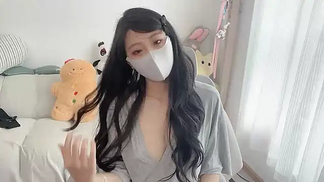 Snapshot of lsevenlll chatting on 05/16/26, 06:32 lsevenlll online show from 05/16/26, 06:32