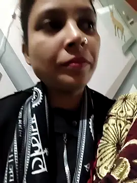 Anshika1431 online show from 12/04/25, 03:16