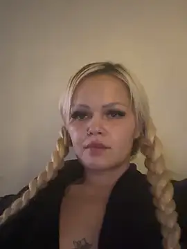 CherryXOX- online show from 11/04/25, 07:35