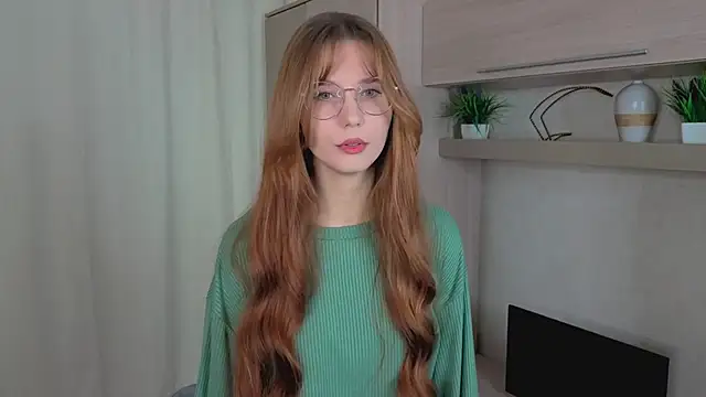 RachelColli online show from 11/17/25, 01:39