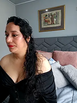 Elizabeth bennett 6 online show from 04/20/26, 03:26