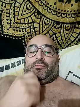 Snapshot of tujuguetehumillante chatting on 10/15/25, 05:35 tujuguetehumillante online show from 10/15/25, 05:35