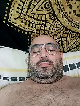 Snapshot of tujuguetehumillante chatting on 10/17/25, 07:44 tujuguetehumillante online show from 10/17/25, 07:44