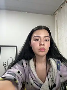 Midori rosse online show from 05/15/26, 11:34
