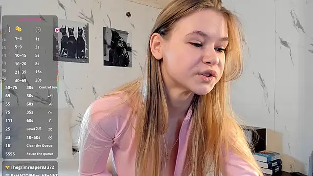 SophieRayne online show from 02/05/26, 09:58