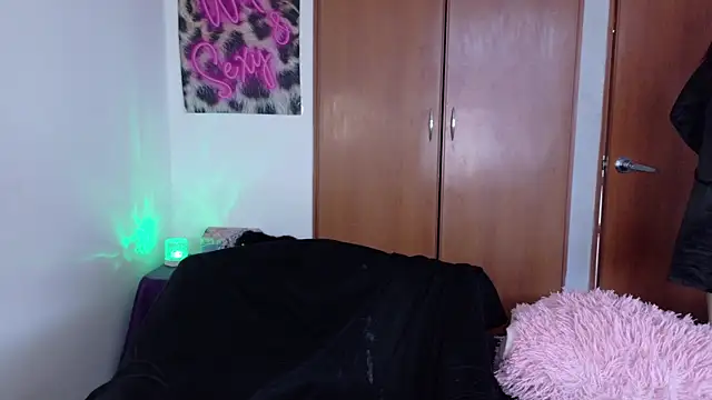 KittyJane online show from 07/16/26, 05:30