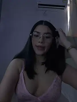 Julietalcl online show from 04/30/26, 08:26