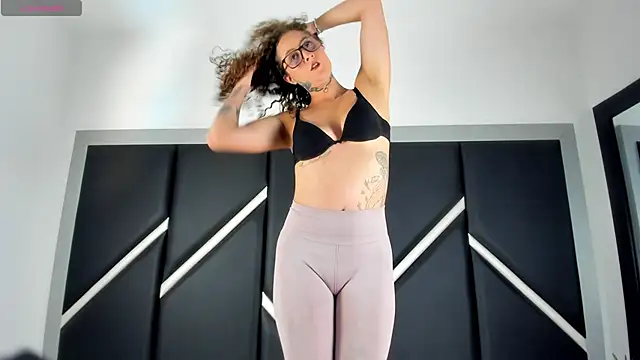 SharonMartini online show from 01/14/26, 03:34