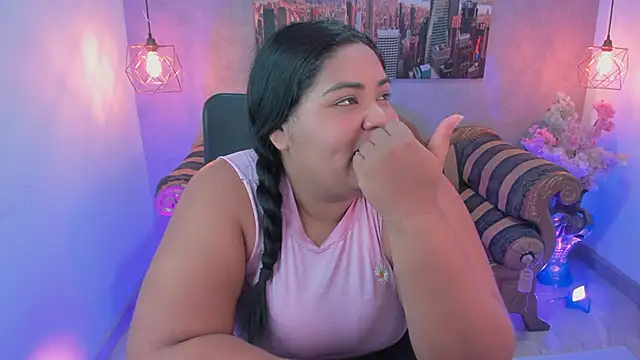 Sara clk online show from 03/17/26, 06:33