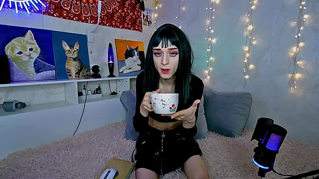 whoalexxa online show from 11/30/25, 12:09