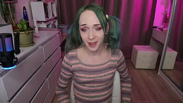 whoalexxa online show from 03/25/26, 04:13