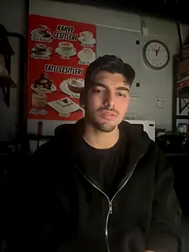 emir343475 online show from 11/26/25, 09:05