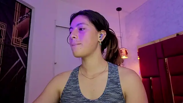 moon winy online show from 02/02/26, 11:20