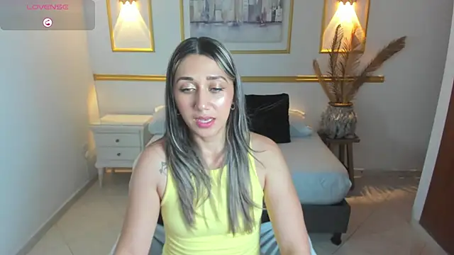 karlyy  online show from 01/10/26, 07:15