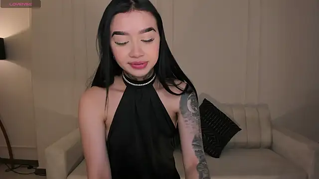 MeganCross1 online show from 11/14/25, 04:00