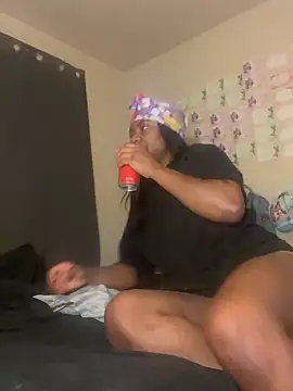 Snapshot of miiyagoods chatting on 10/24/25, 10:11 miiyagoods online show from 10/24/25, 10:11