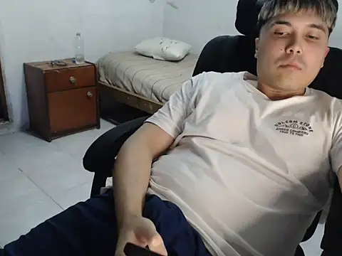CuteAlexBoy online show from 05/15/26, 11:56