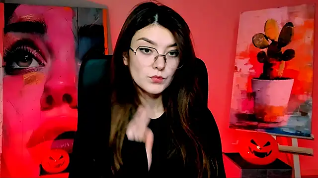 AnaSteisher online show from 10/24/25, 01:18