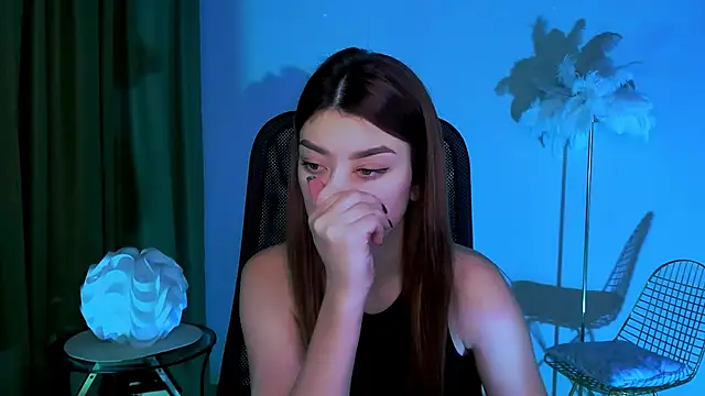 AnaSteisher online show from 12/05/25, 02:25