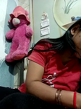 Vanshika1432 online show from 11/15/25, 02:46