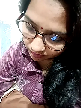 Vanshika1432 online show from 11/22/25, 01:04