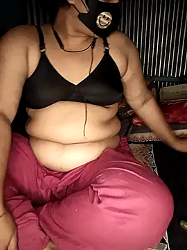 Snapshot of Priyanka-Khan chatting on 07/24/26, 07:34 Priyanka-Khan online show from 07/24/26, 07:34