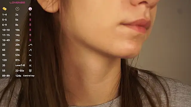 BrynnHolverson online show from 01/10/26, 07:37