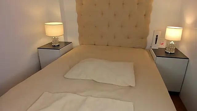 wow factor online show from 10/17/25, 06:16