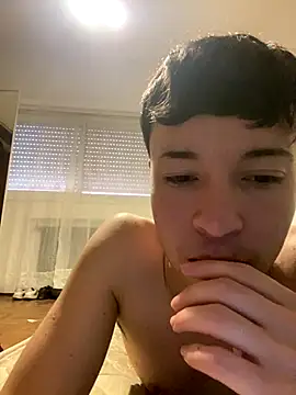 Gayunidos online show from 10/16/25, 09:21