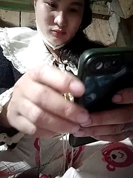 Snapshot of asaka-cute chatting on 10/22/25, 10:15 asaka-cute online show from 10/22/25, 10:15