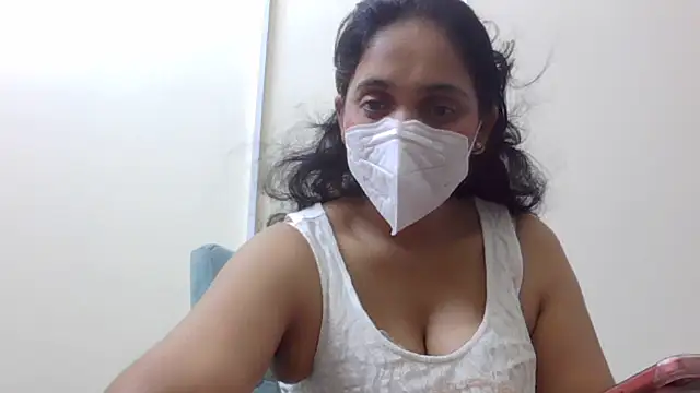 Snapshot of shainiasha1 chatting on 07/13/26, 06:00 shainiasha1 online show from 07/13/26, 06:00