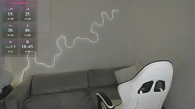 bella xx   online show from 03/18/26, 12:47