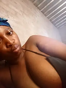 Bretbooty23 online show from 10/28/25, 09:46