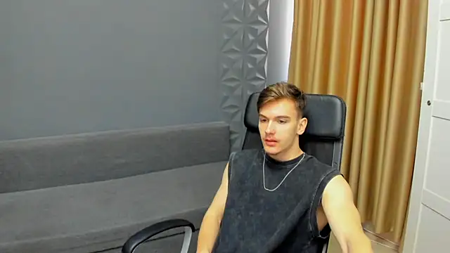 BradyFlint online show from 04/15/26, 04:19