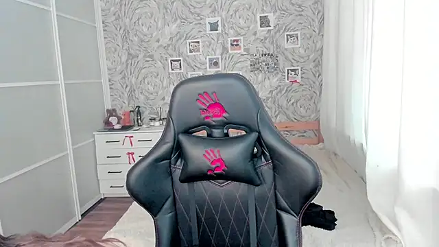 mishel amurr online show from 06/16/26, 12:57